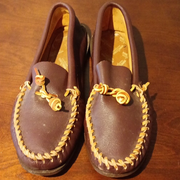 Minnetonka Other - Men's Minnetonka Classic Leather Slip On Moccasin Loafer size 13